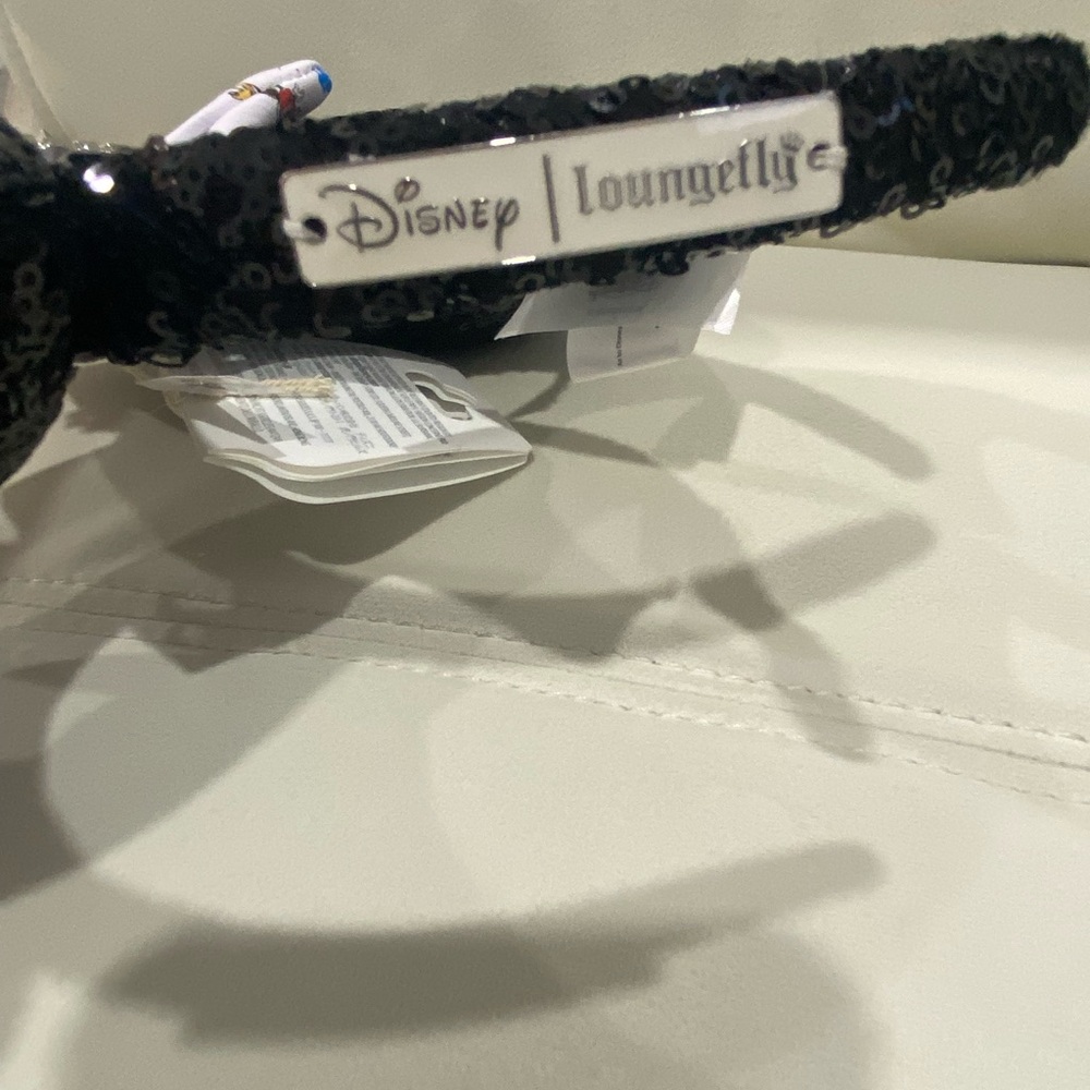 Loungefly Black Sequin Minnie Mouse & Friends Ears with White Bow - Picture 3 of 5